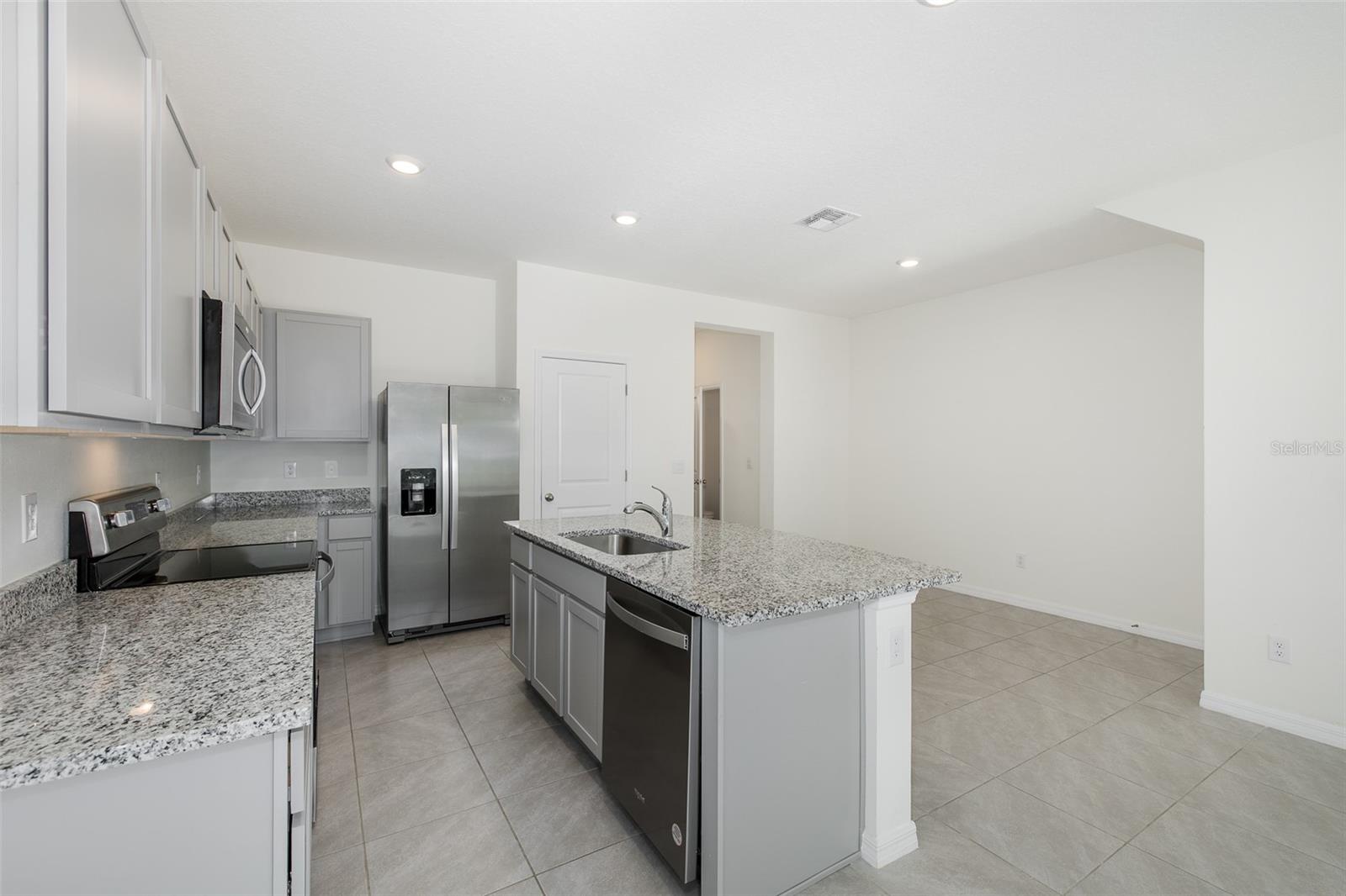 11166 CRESCENT DEER DR — photo 21