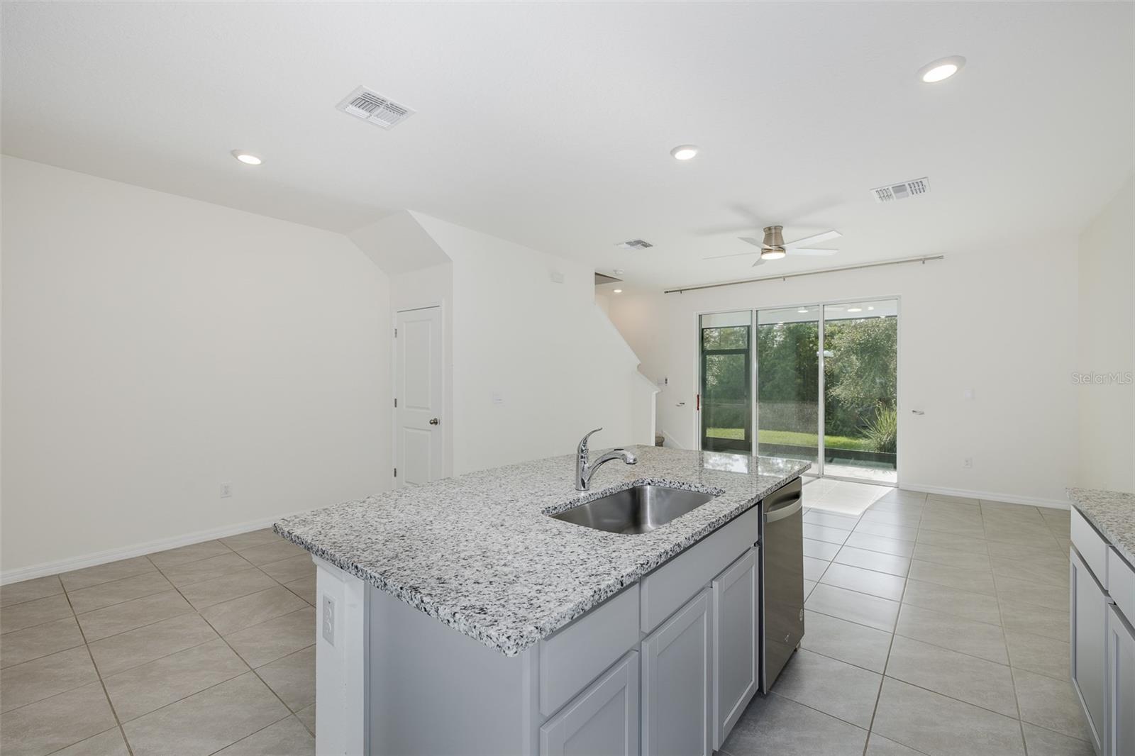 11166 CRESCENT DEER DR — photo 23
