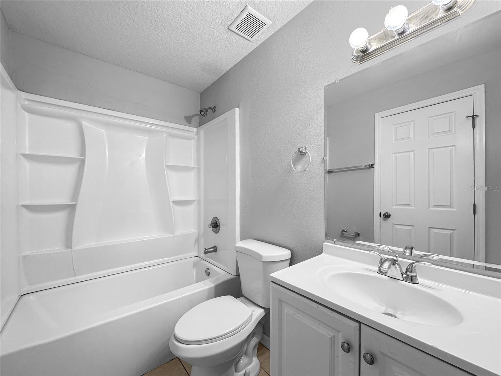 2213 E EMMA ST — photo 15