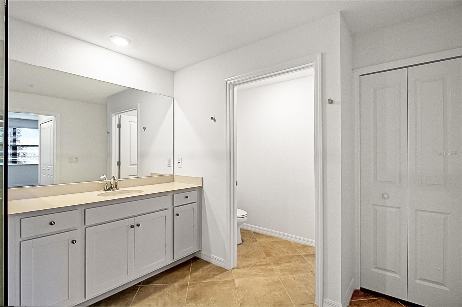 5703 N HONORE AVE #511 — photo 21