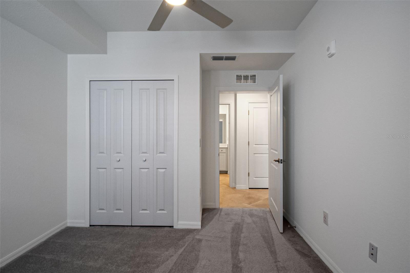 5703 N HONORE AVE #511 — photo 28