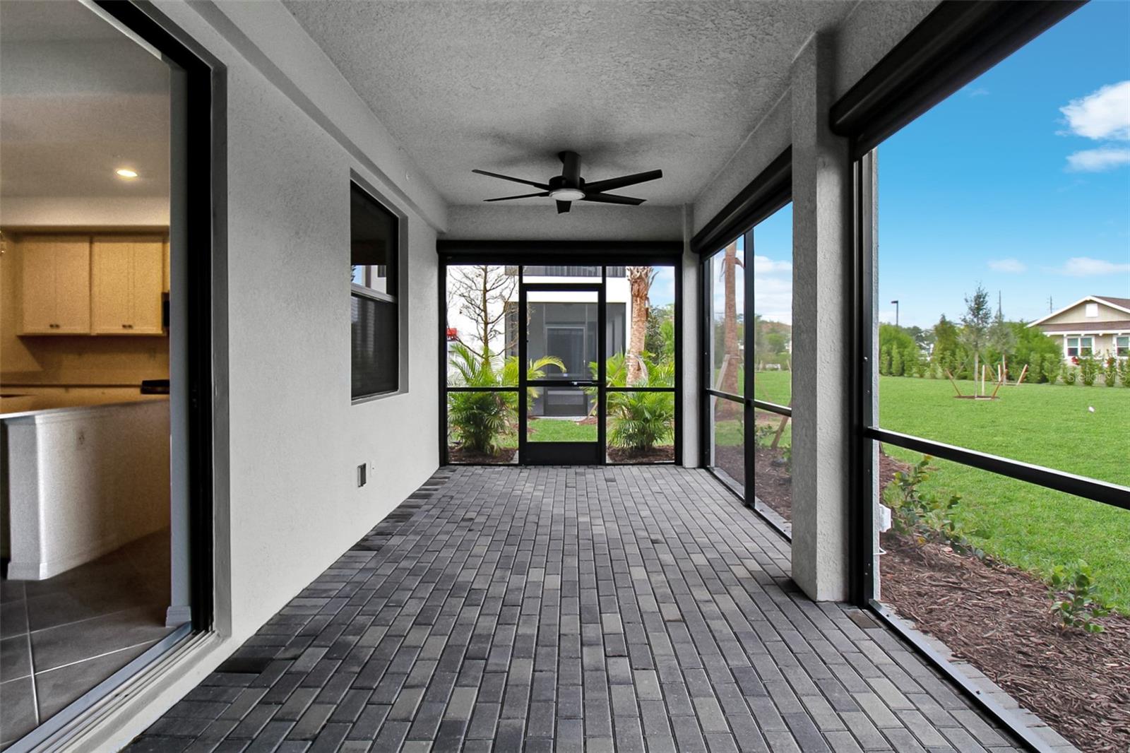 5703 N HONORE AVE #511 — photo 34