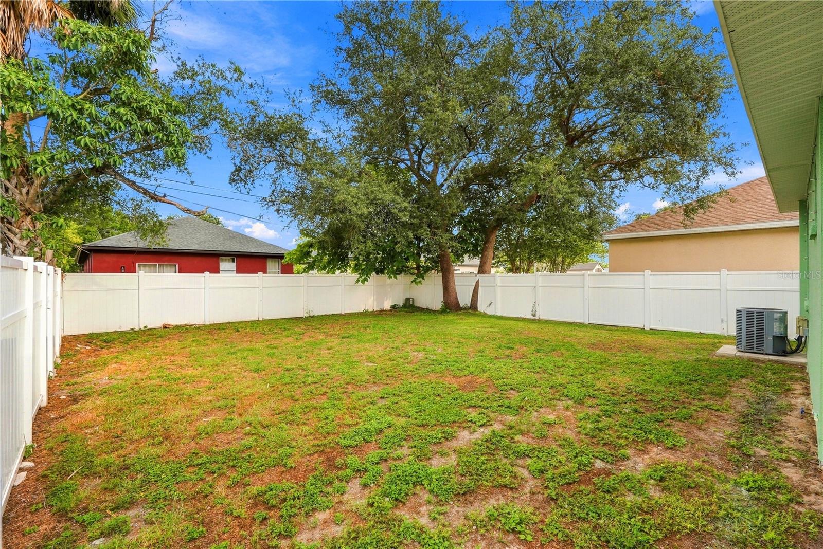 5625 35TH WAY N — photo 34