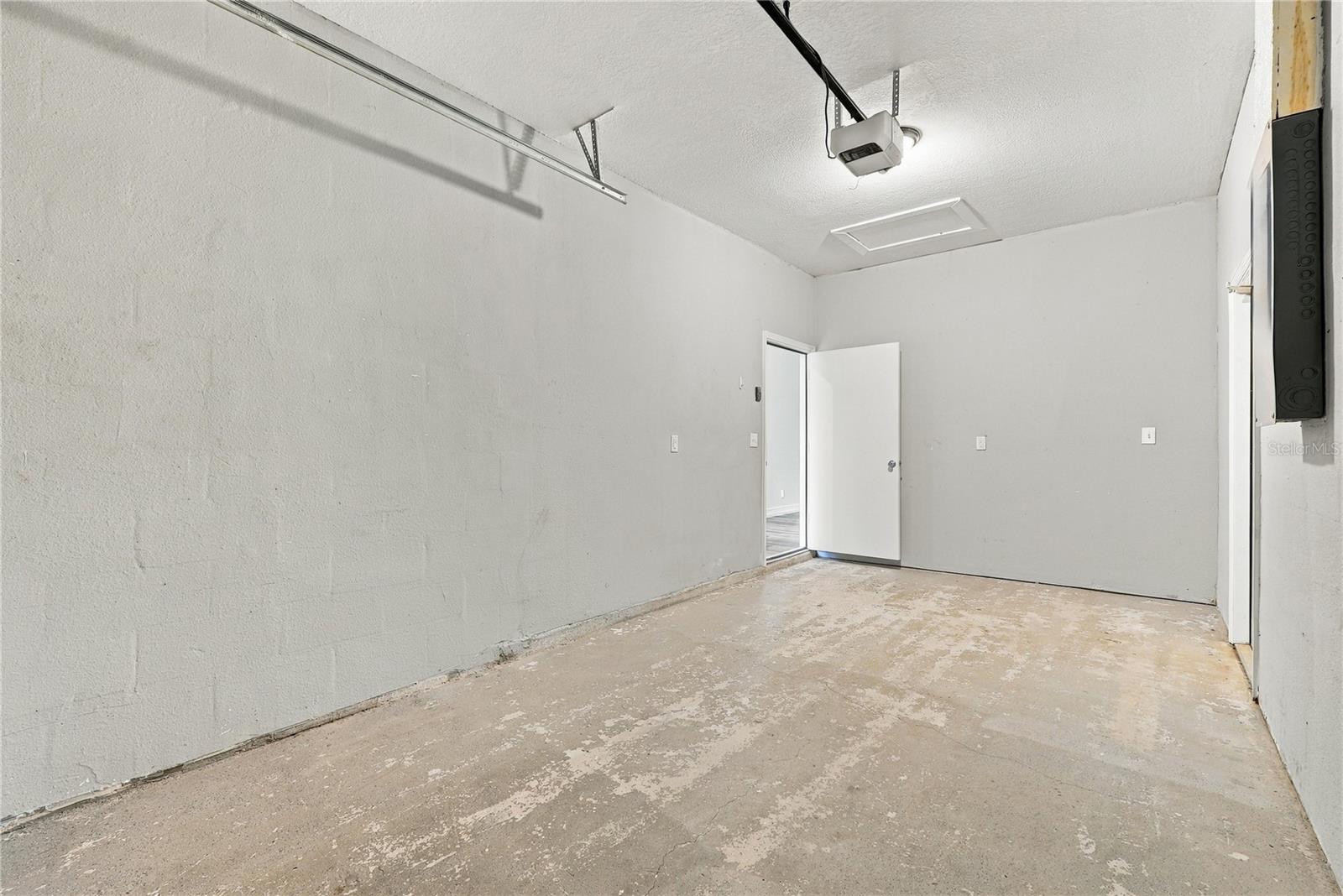 5625 35TH WAY N — photo 30