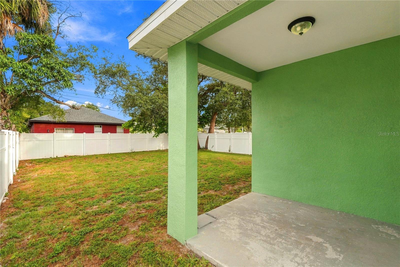 5625 35TH WAY N — photo 33
