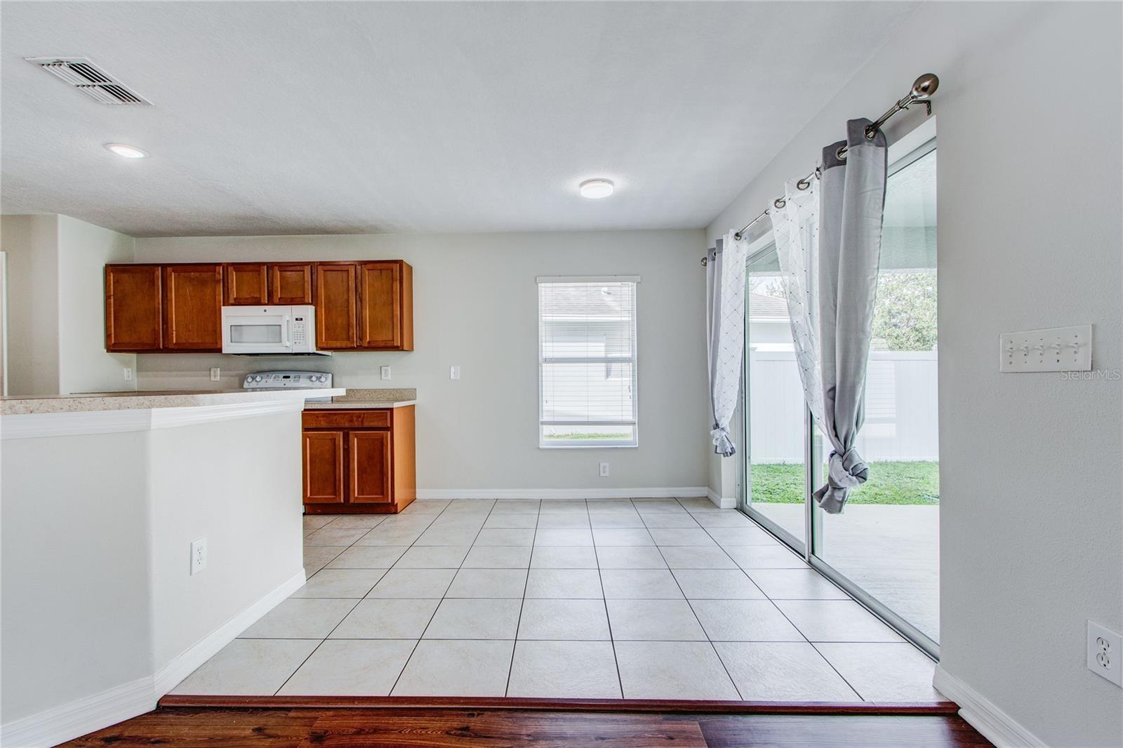 3323 WHITLEY BAY CT — photo 16