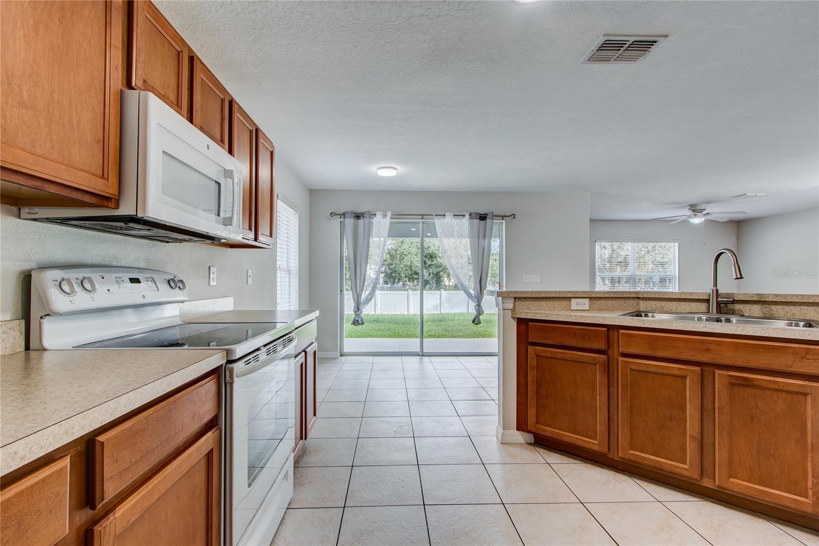 3323 WHITLEY BAY CT — photo 19