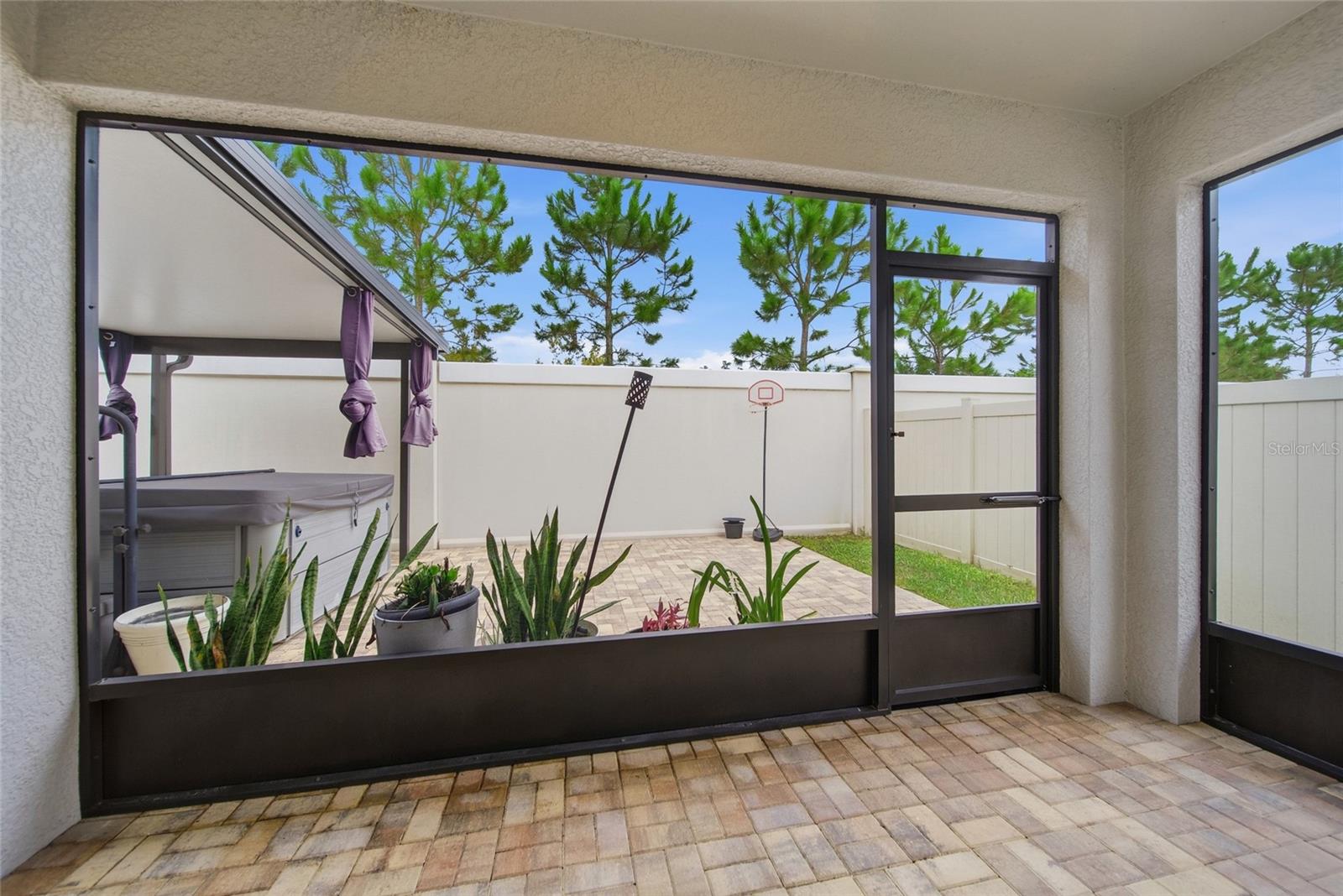 3102 SUNCOAST PLAINS DR — photo 25