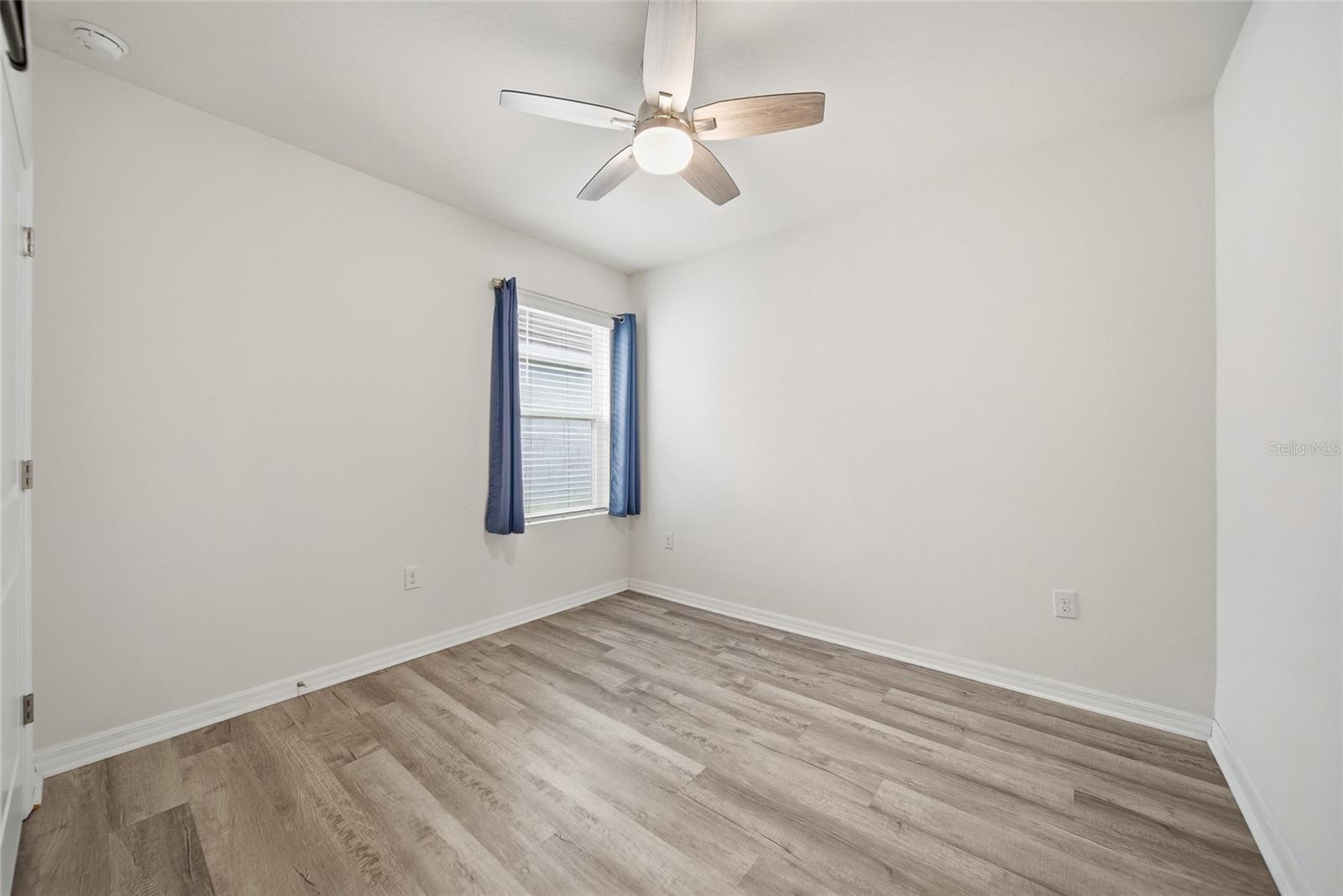 3102 SUNCOAST PLAINS DR — photo 16