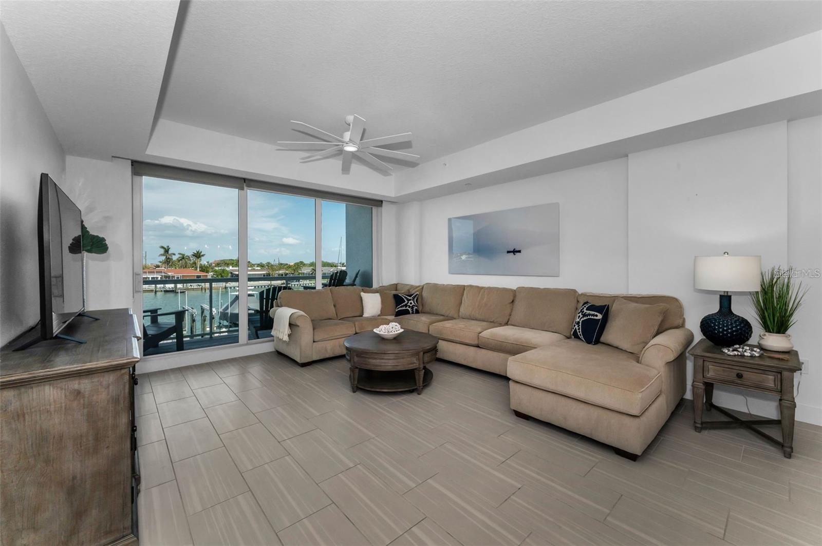 415 ISLAND WAY #205 — photo 11