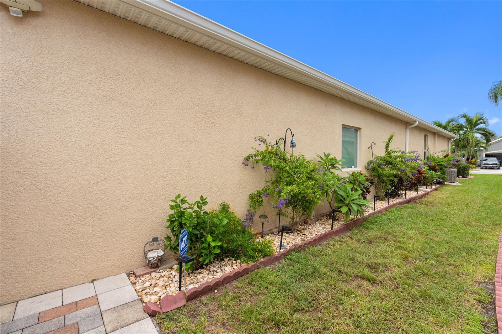 2232 PARROT FISH DR — photo 38