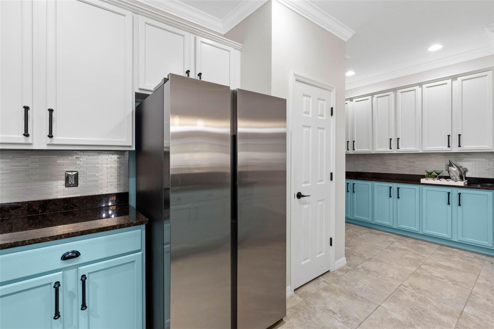 2232 PARROT FISH DR — photo 5