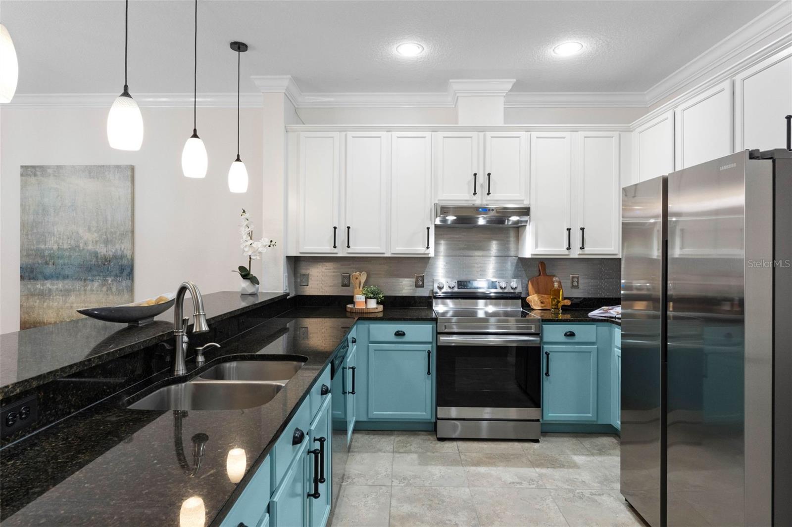 2232 PARROT FISH DR — photo 17