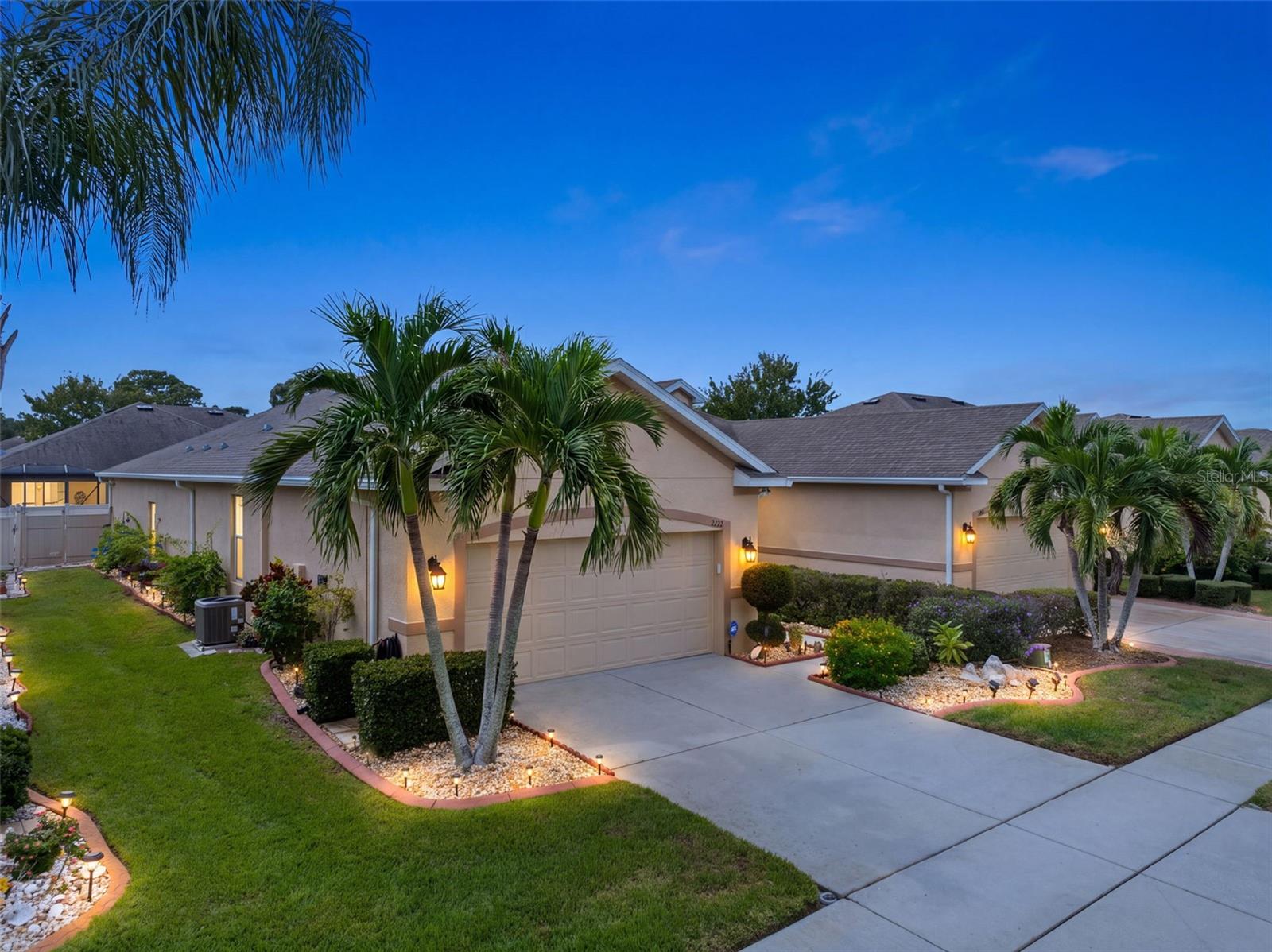 2232 PARROT FISH DR — photo 2