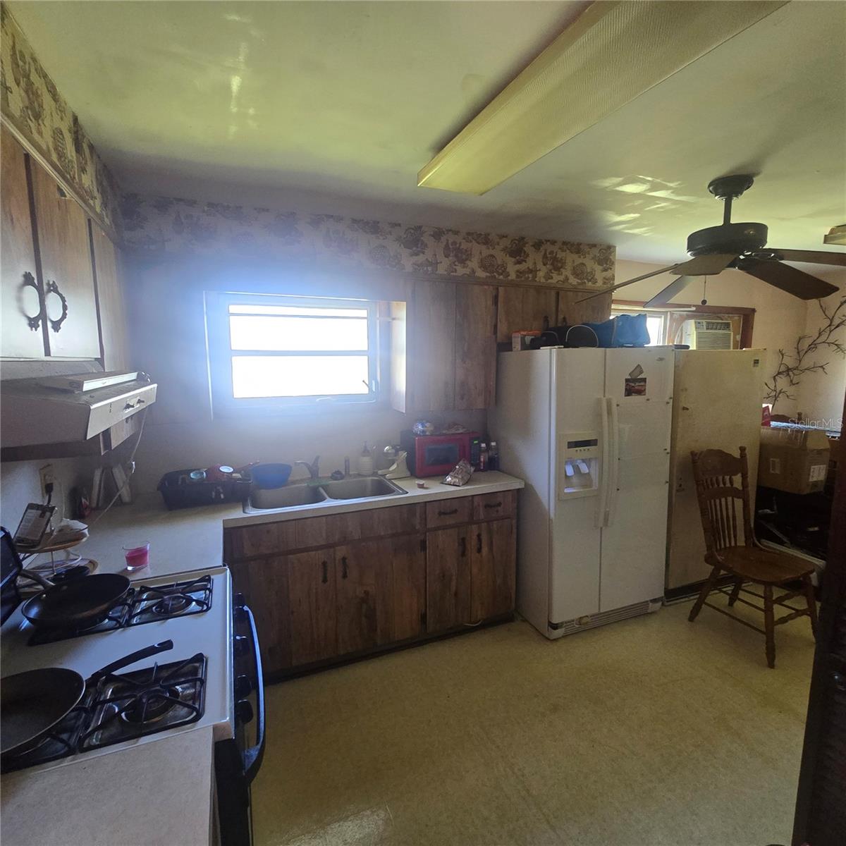 1801 W GRANFIELD AVE — photo 8