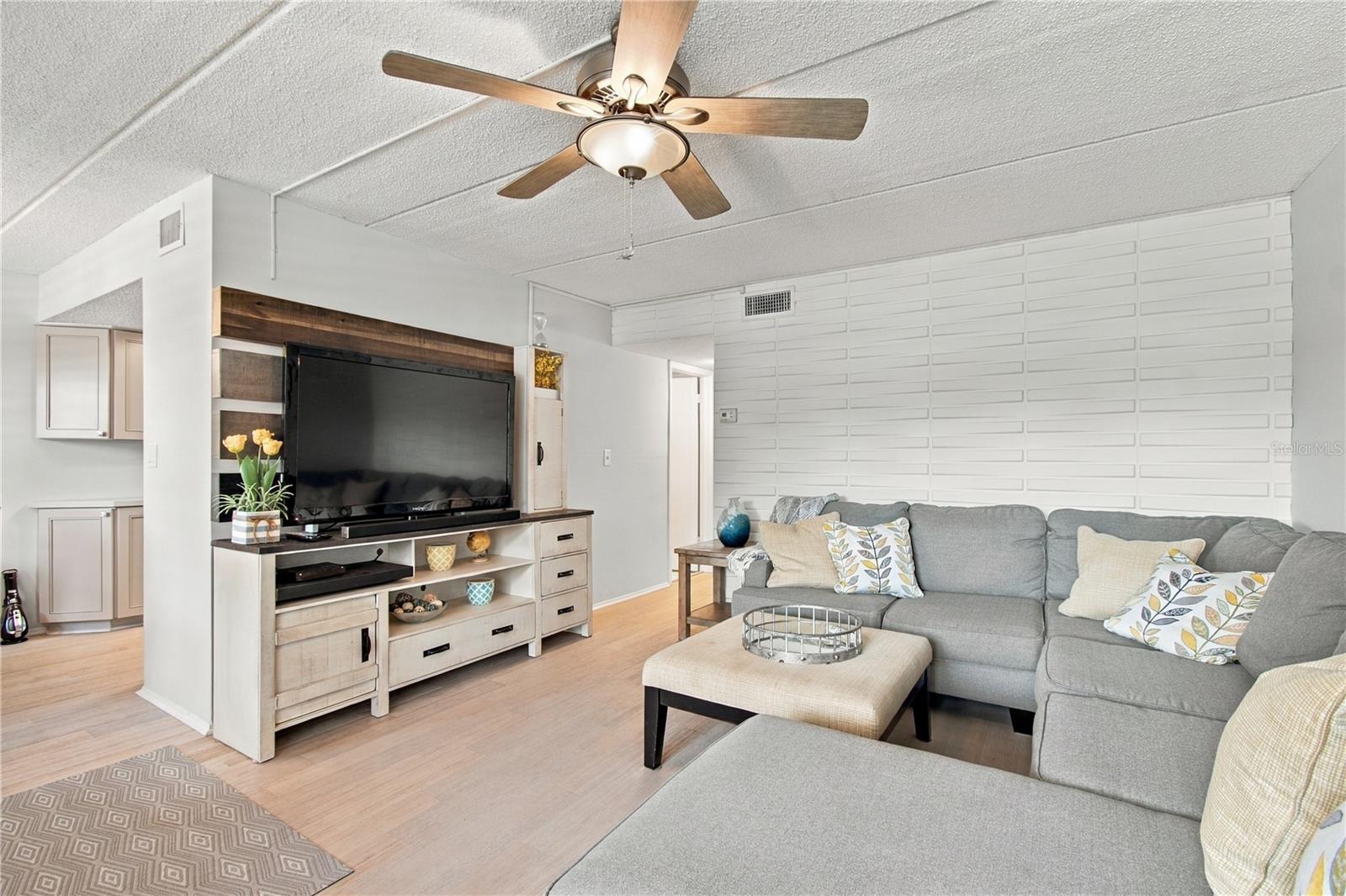 11620 PARK BLVD #203 — photo 4
