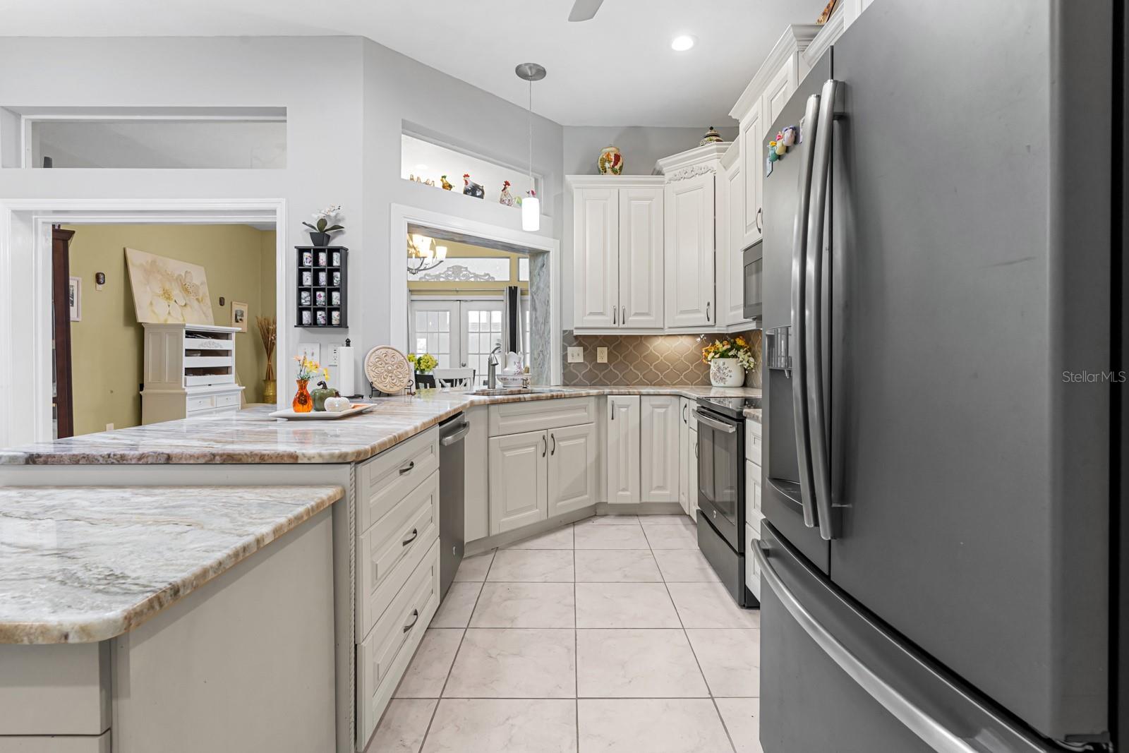 4202 AUGUSTA TER E — photo 17