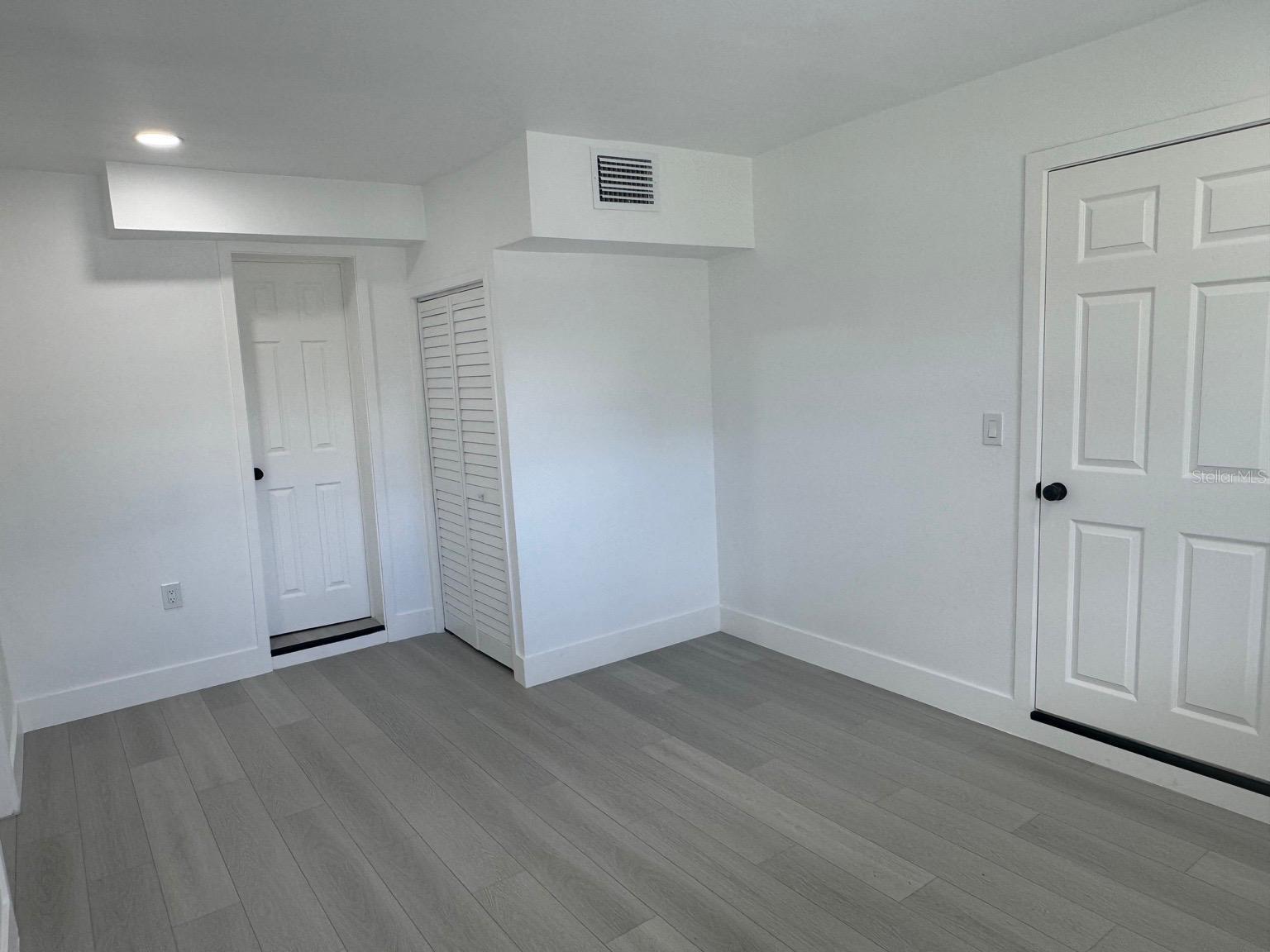 2148 CATALINA DR N — photo 14