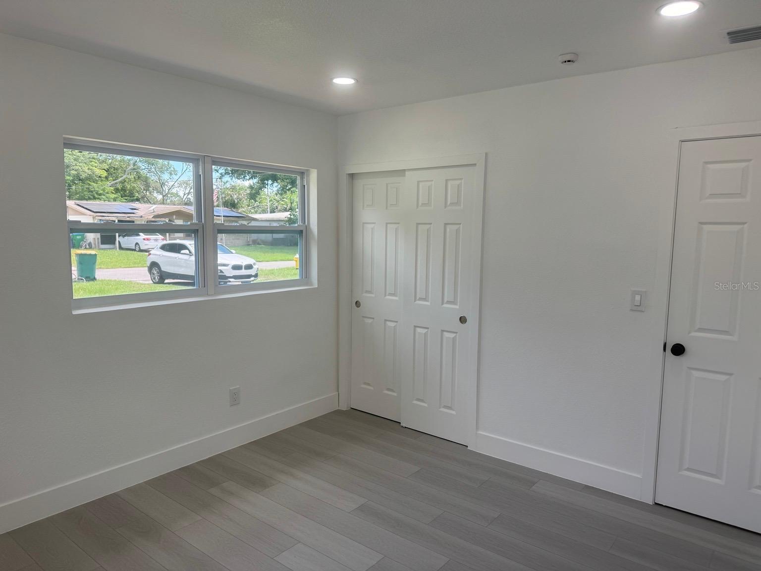 2148 CATALINA DR N — photo 10