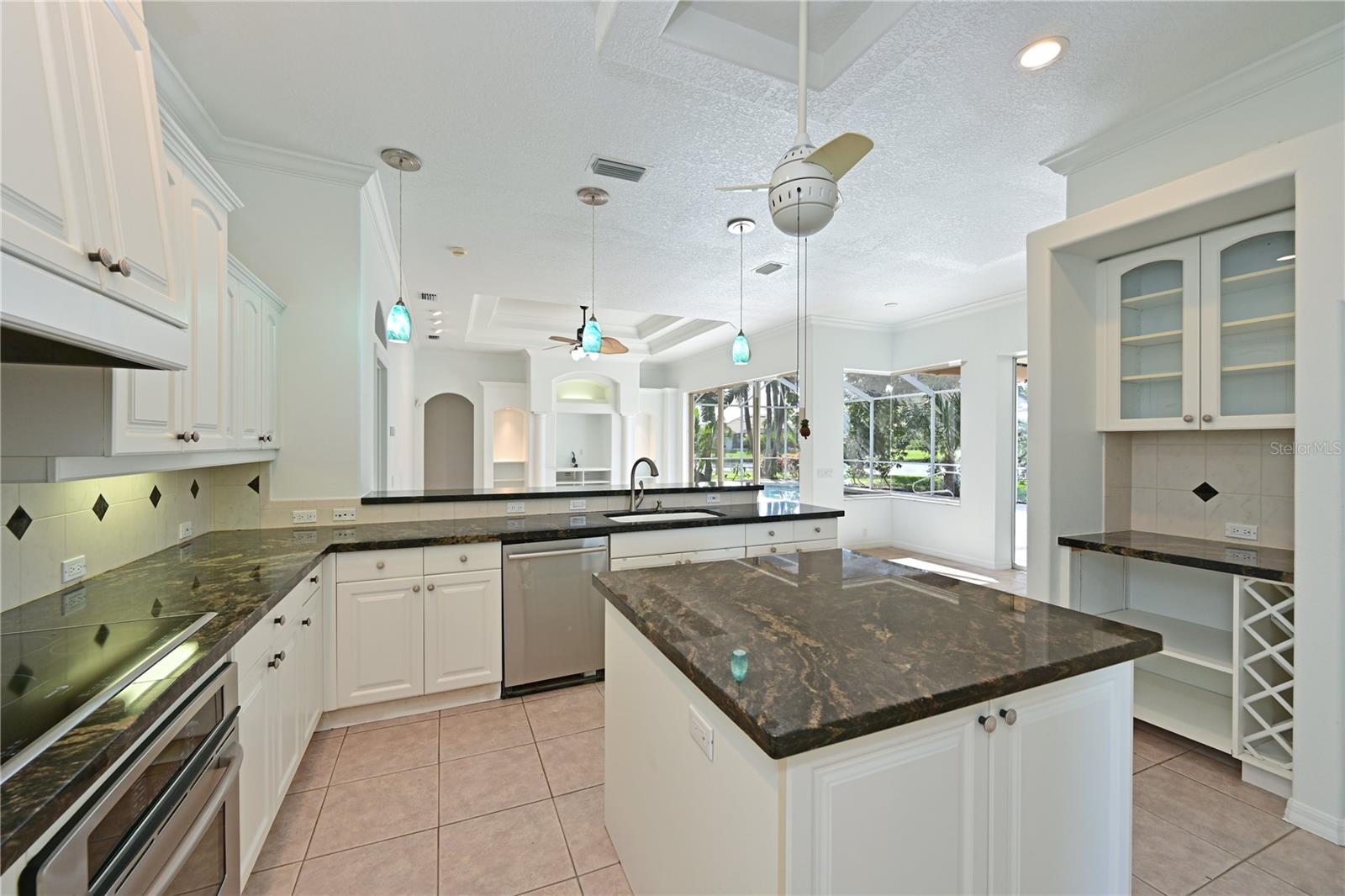 6195 9TH AVENUE CIR NE — photo 15