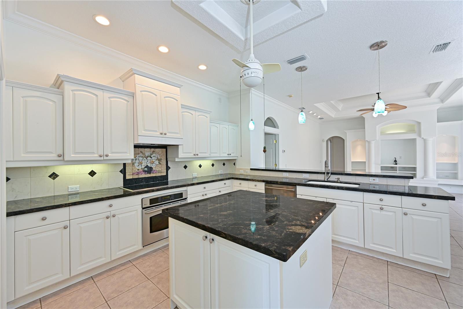6195 9TH AVENUE CIR NE — photo 16