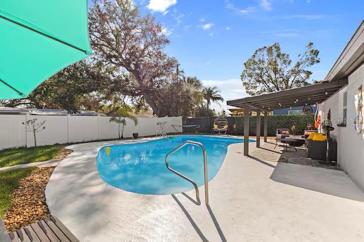12381 RIDGE RD — photo 28