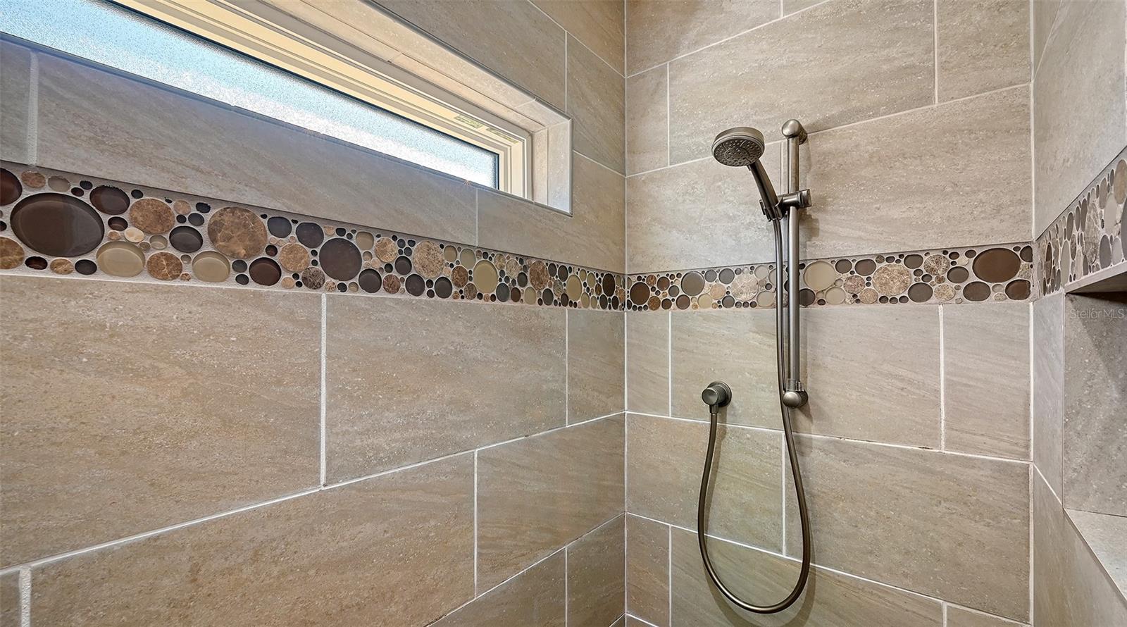 4357 HIGHLAND OAKS CIR — photo 19