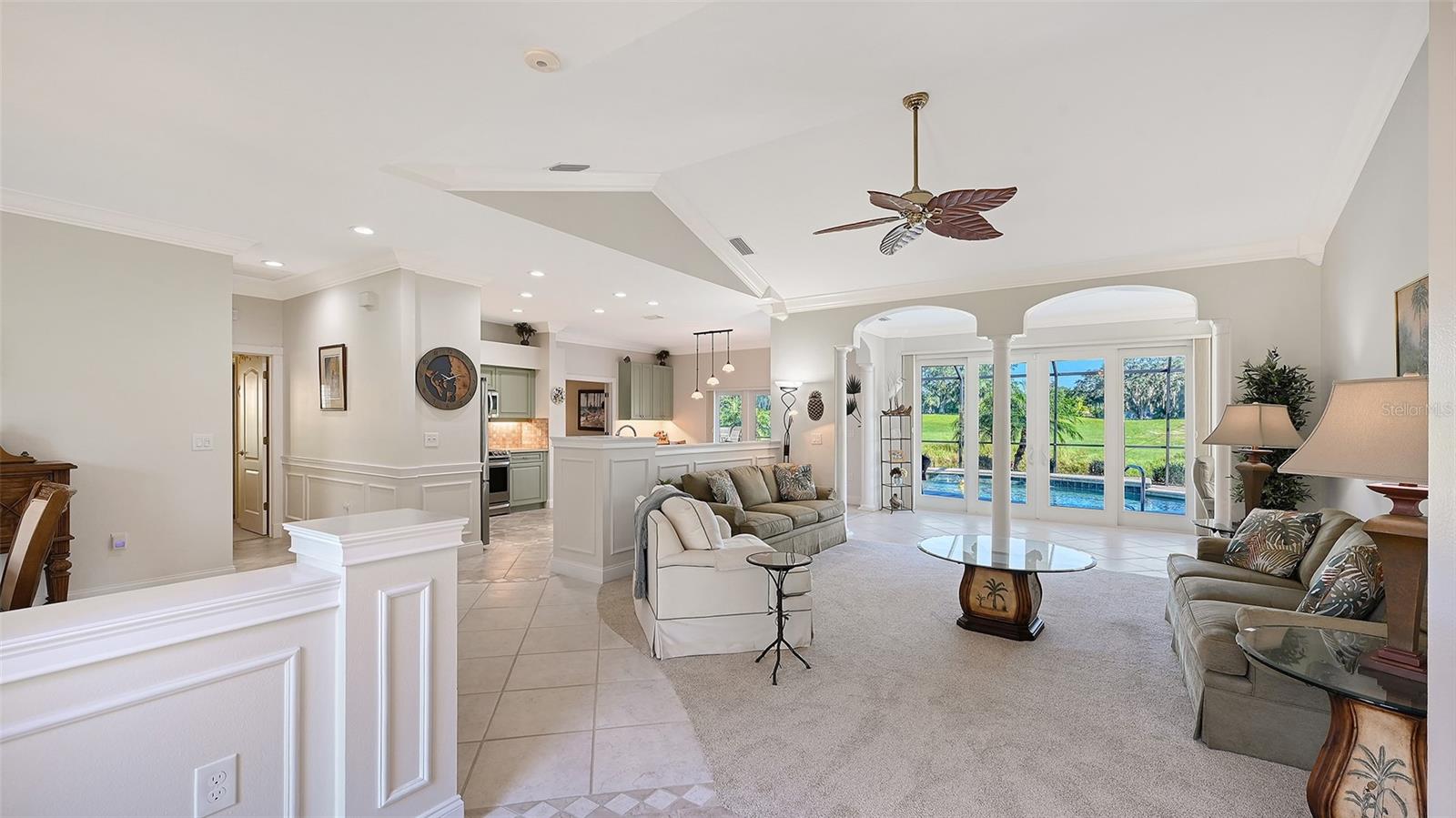 4357 HIGHLAND OAKS CIR — photo 8