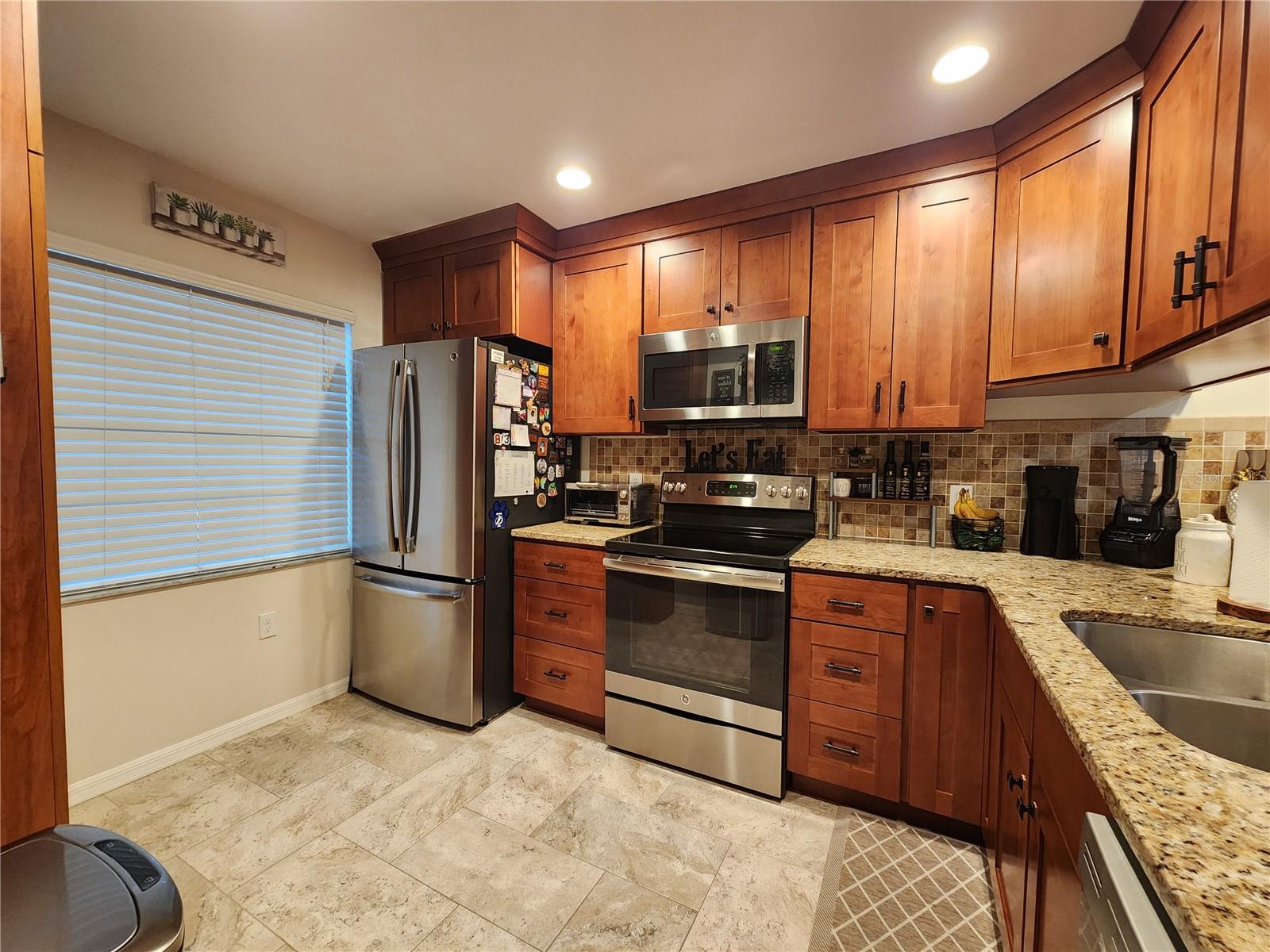 2400 WINDING CREEK BLVD #20A — photo 2