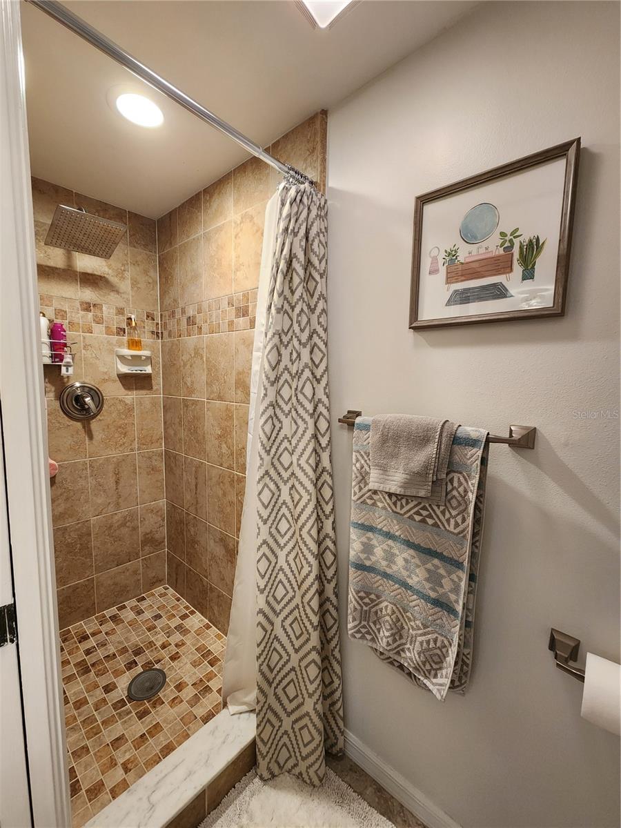 2400 WINDING CREEK BLVD #20A — photo 15