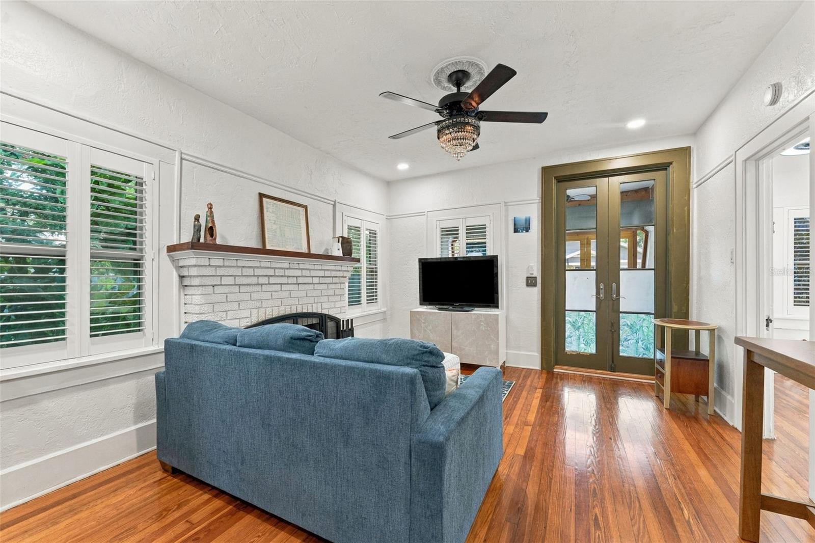 2121 DARTMOUTH AVE N — photo 10