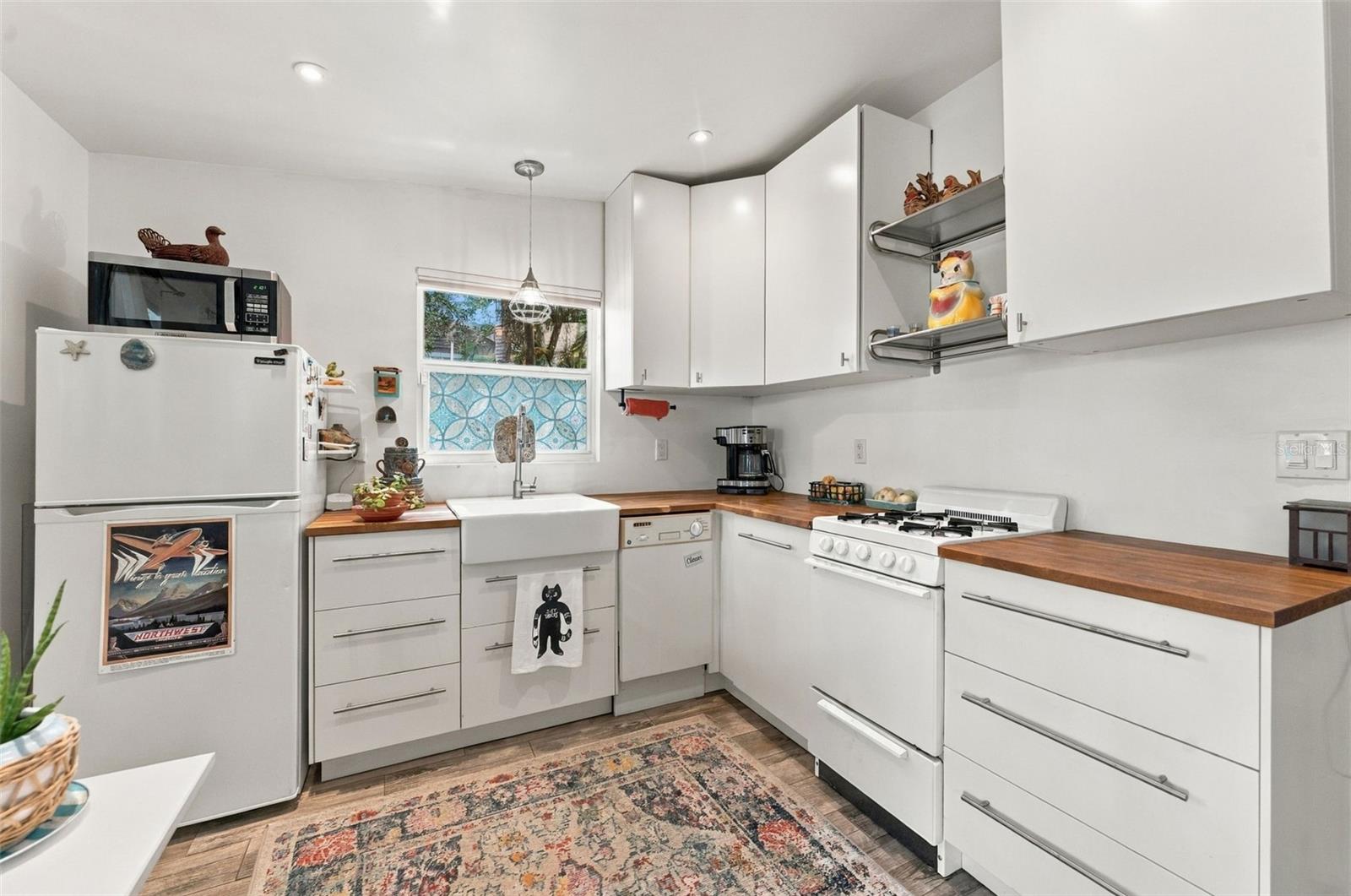 2121 DARTMOUTH AVE N — photo 34