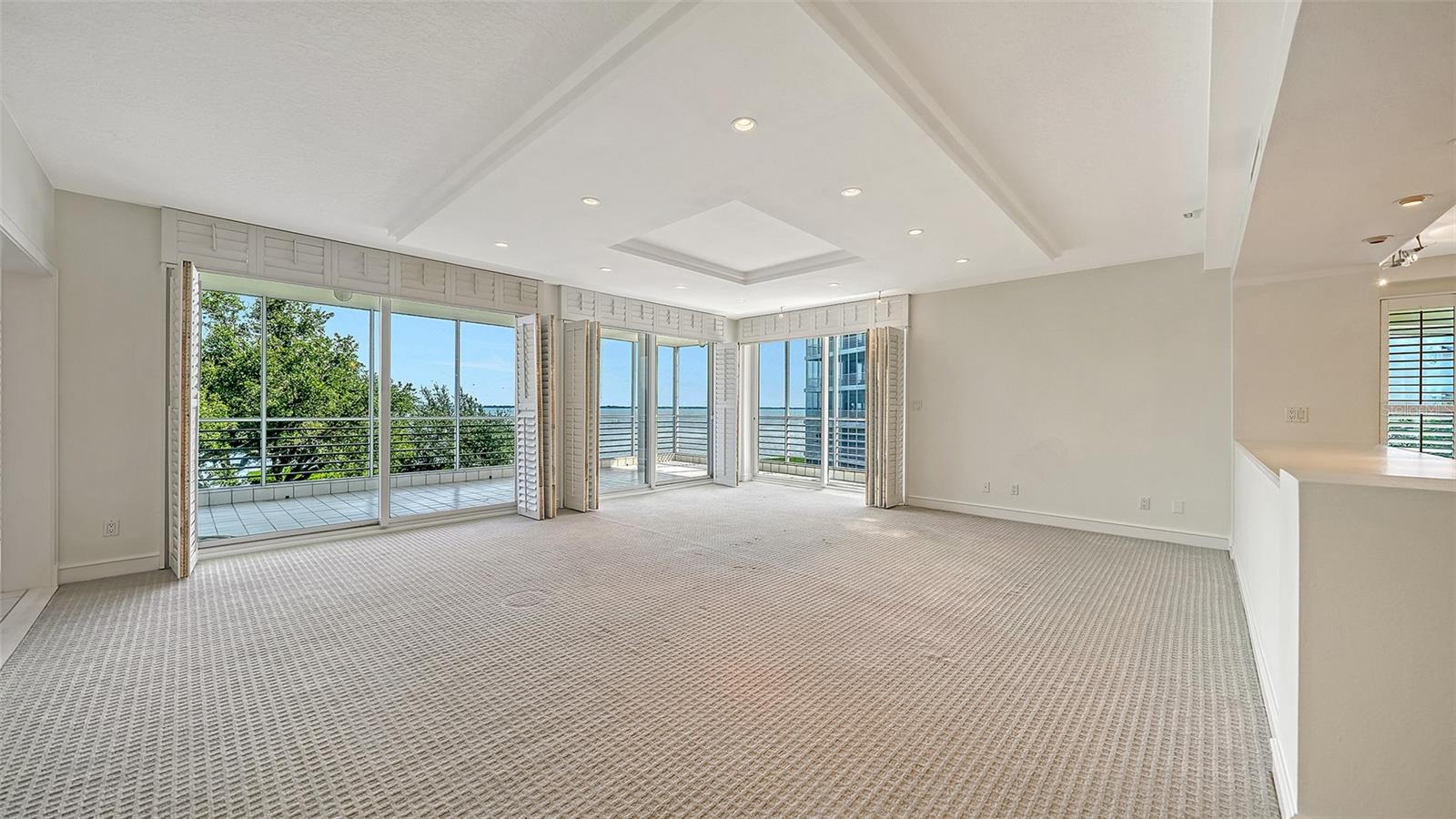 2550 HARBOURSIDE DR #334 — photo 10
