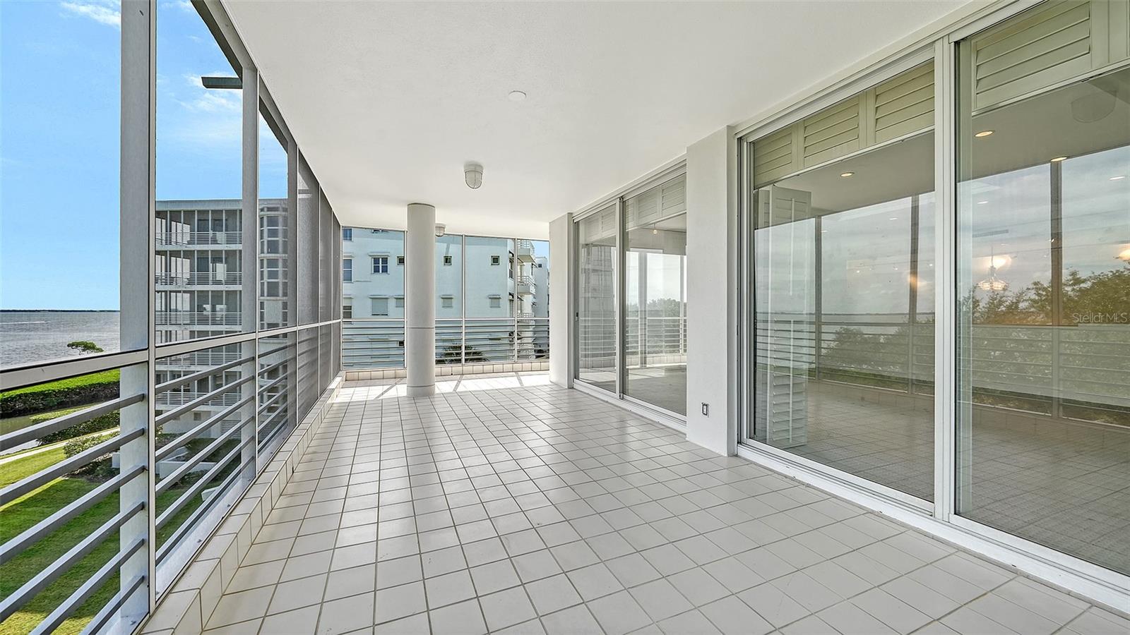 2550 HARBOURSIDE DR #334 — photo 12