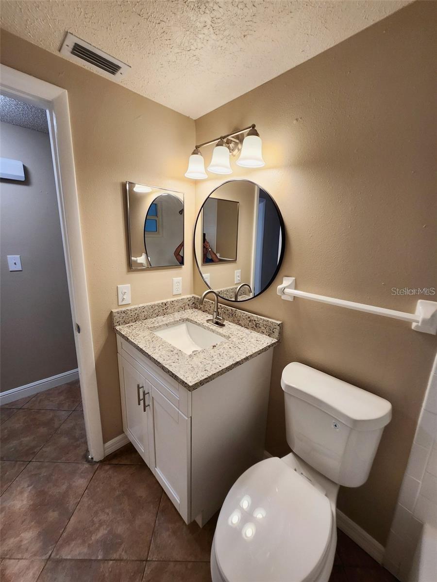 7146 CARMEL AVE — photo 26