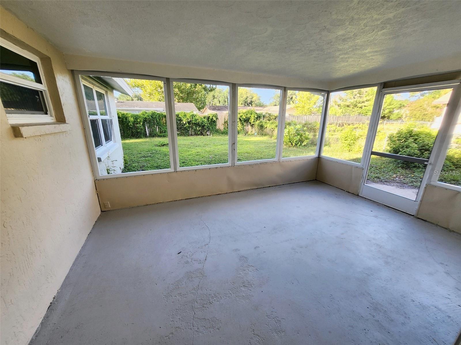 7146 CARMEL AVE — photo 27