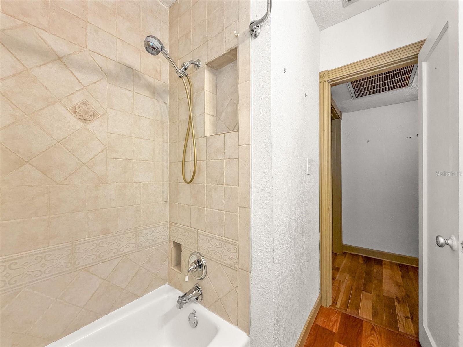 1559 BAYSHORE BLVD — photo 18