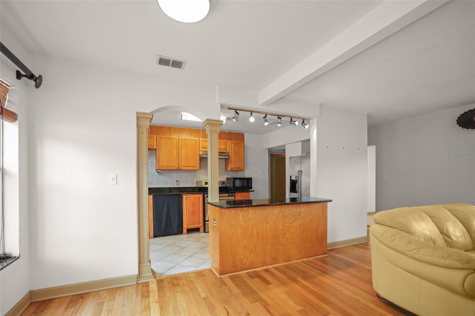 1559 BAYSHORE BLVD — photo 4