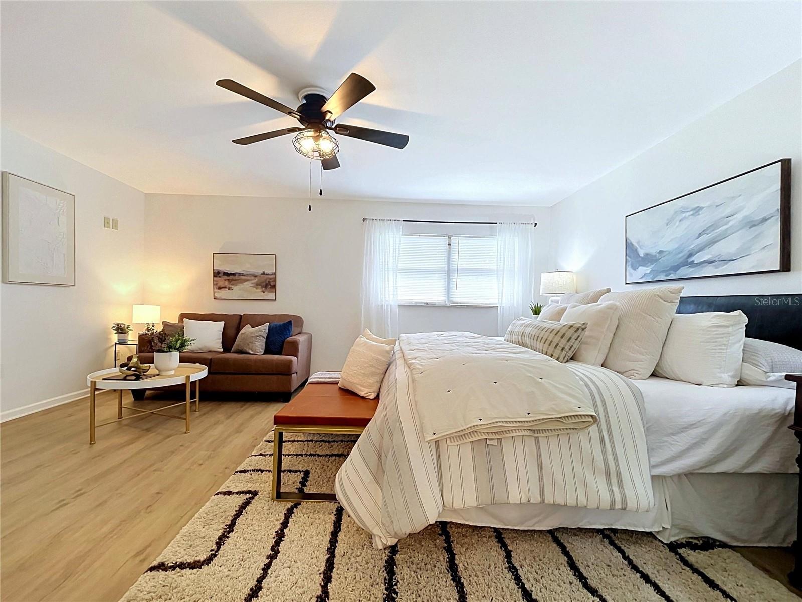 611 W HENRY AVE — photo 43