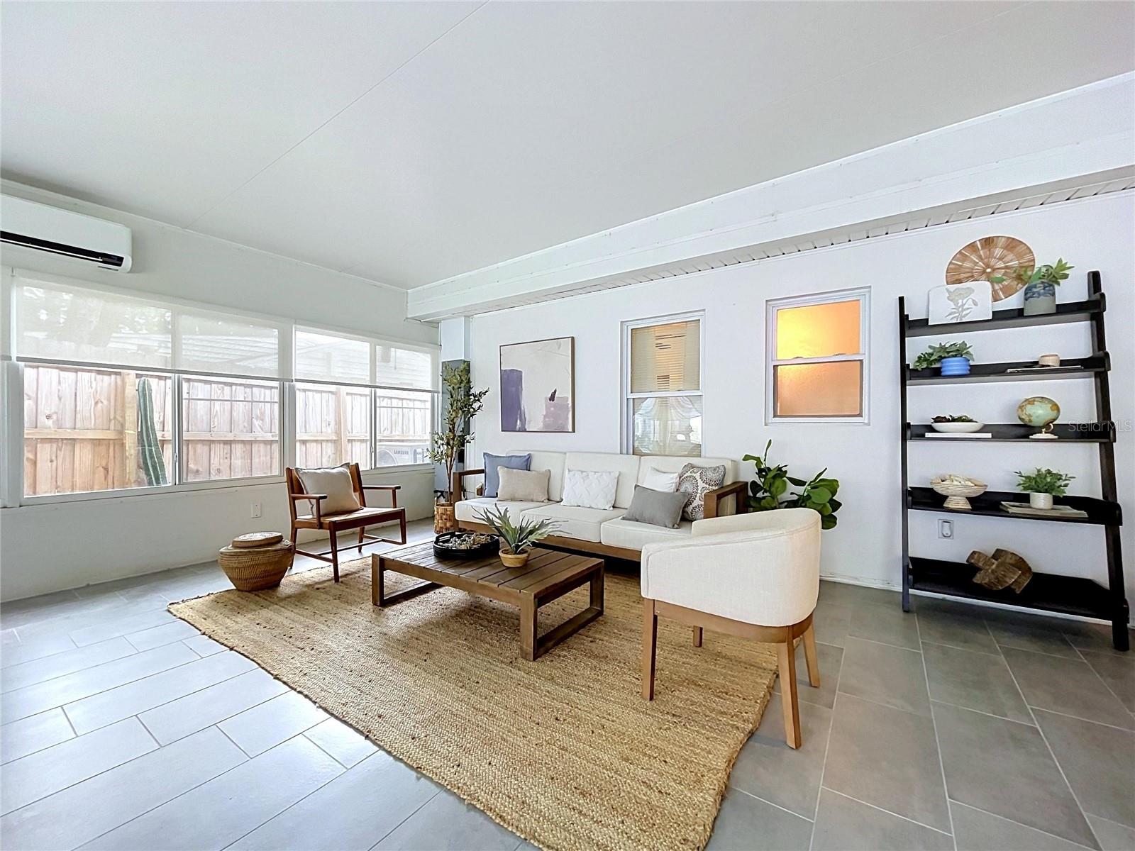 611 W HENRY AVE — photo 19