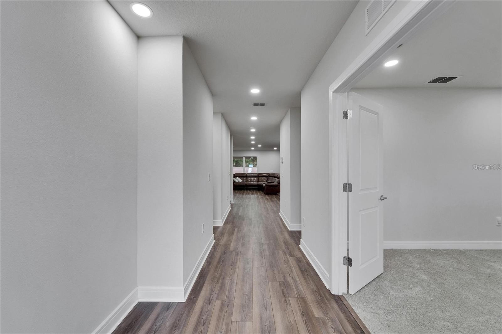 6658 DEVLIN LN — photo 11