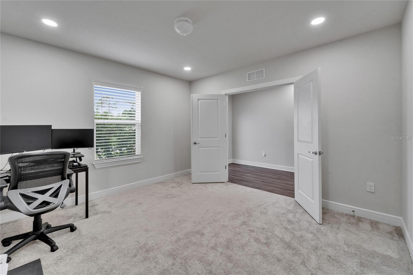 6658 DEVLIN LN — photo 9
