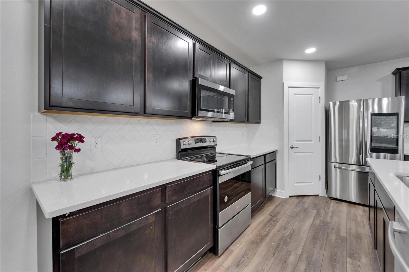 6658 DEVLIN LN — photo 17