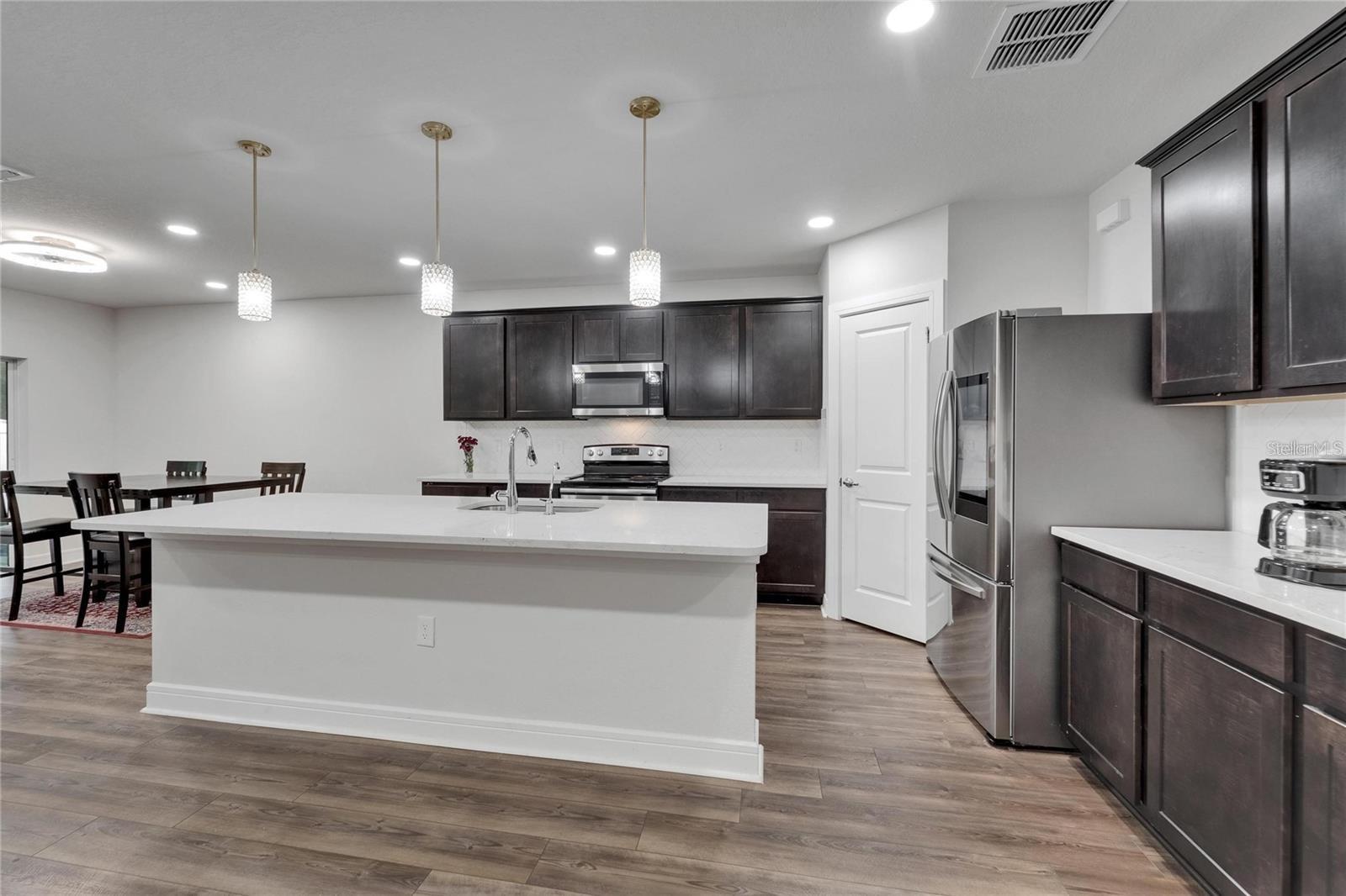6658 DEVLIN LN — photo 14