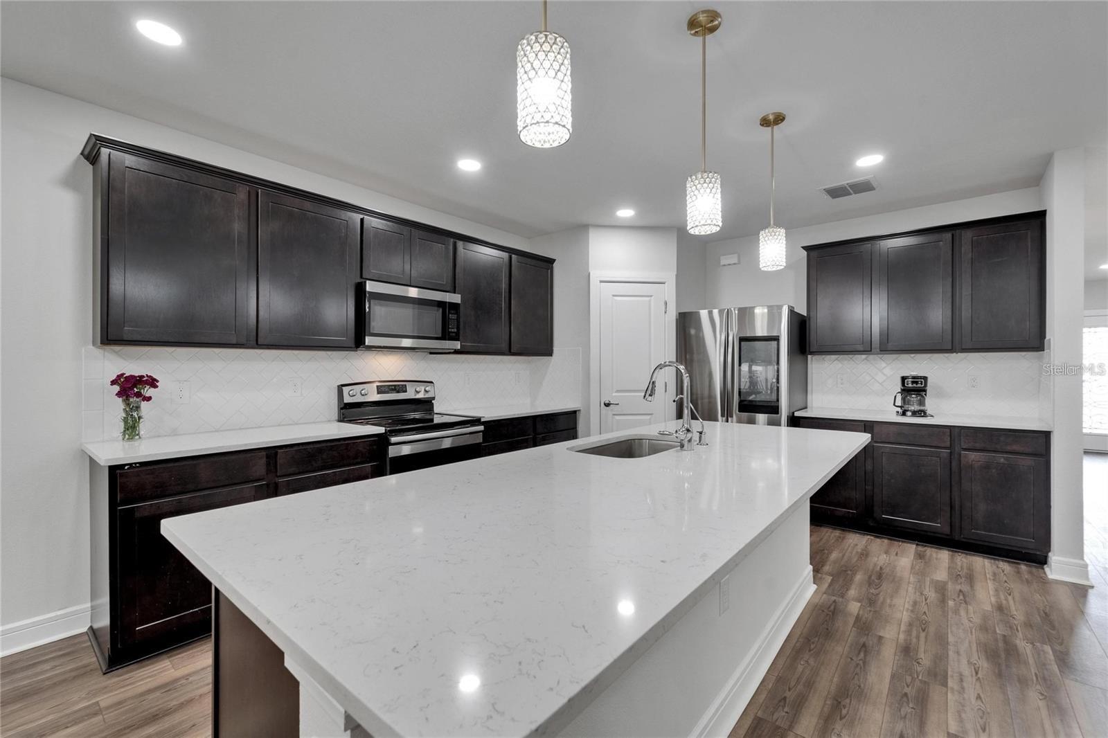 6658 DEVLIN LN — photo 16