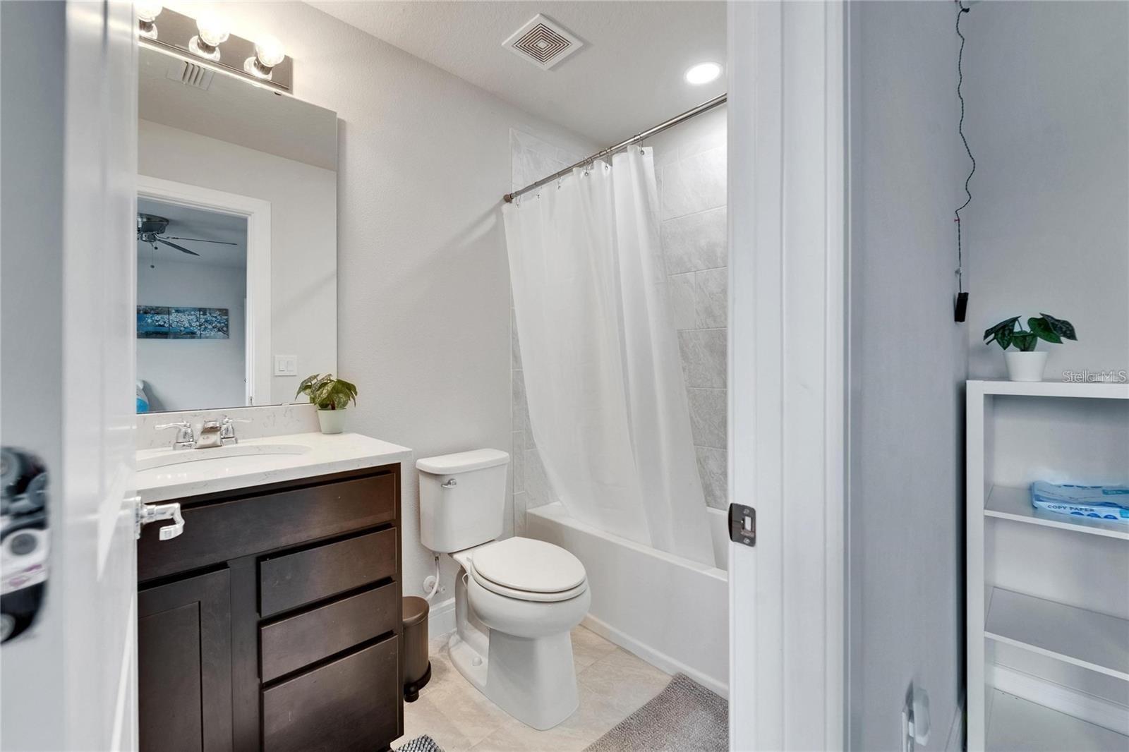 6658 DEVLIN LN — photo 32