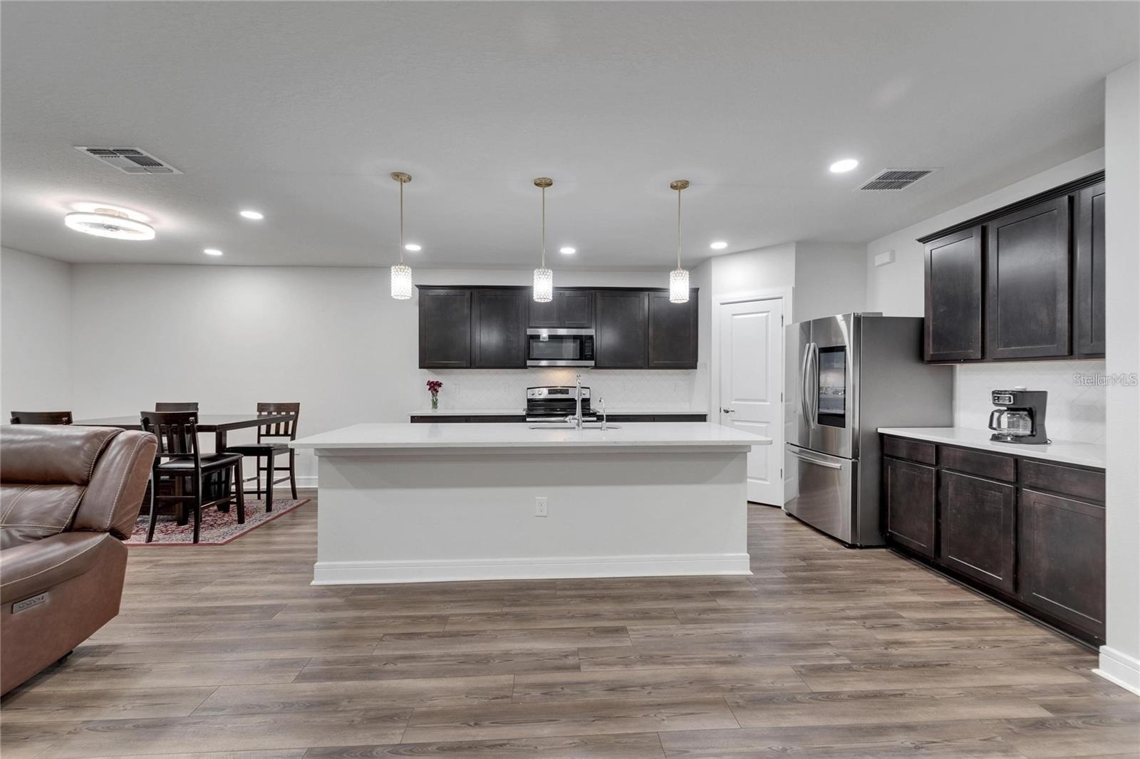 6658 DEVLIN LN — photo 15
