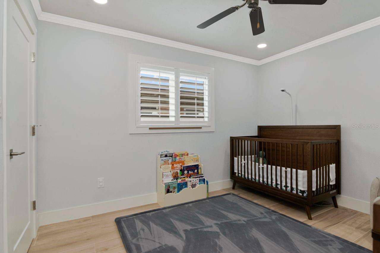 312 WESTWINDS DR — photo 43