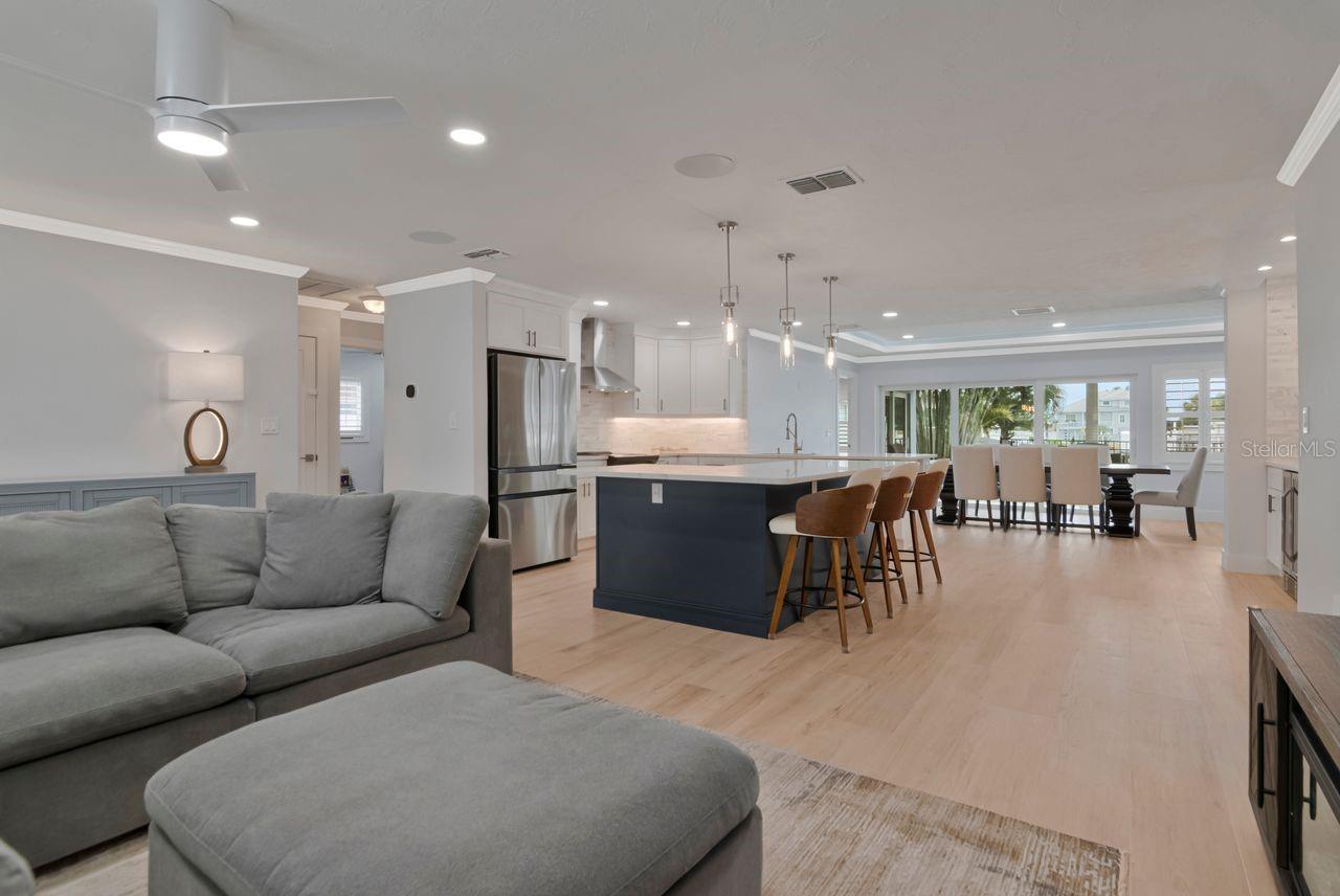 312 WESTWINDS DR — photo 19
