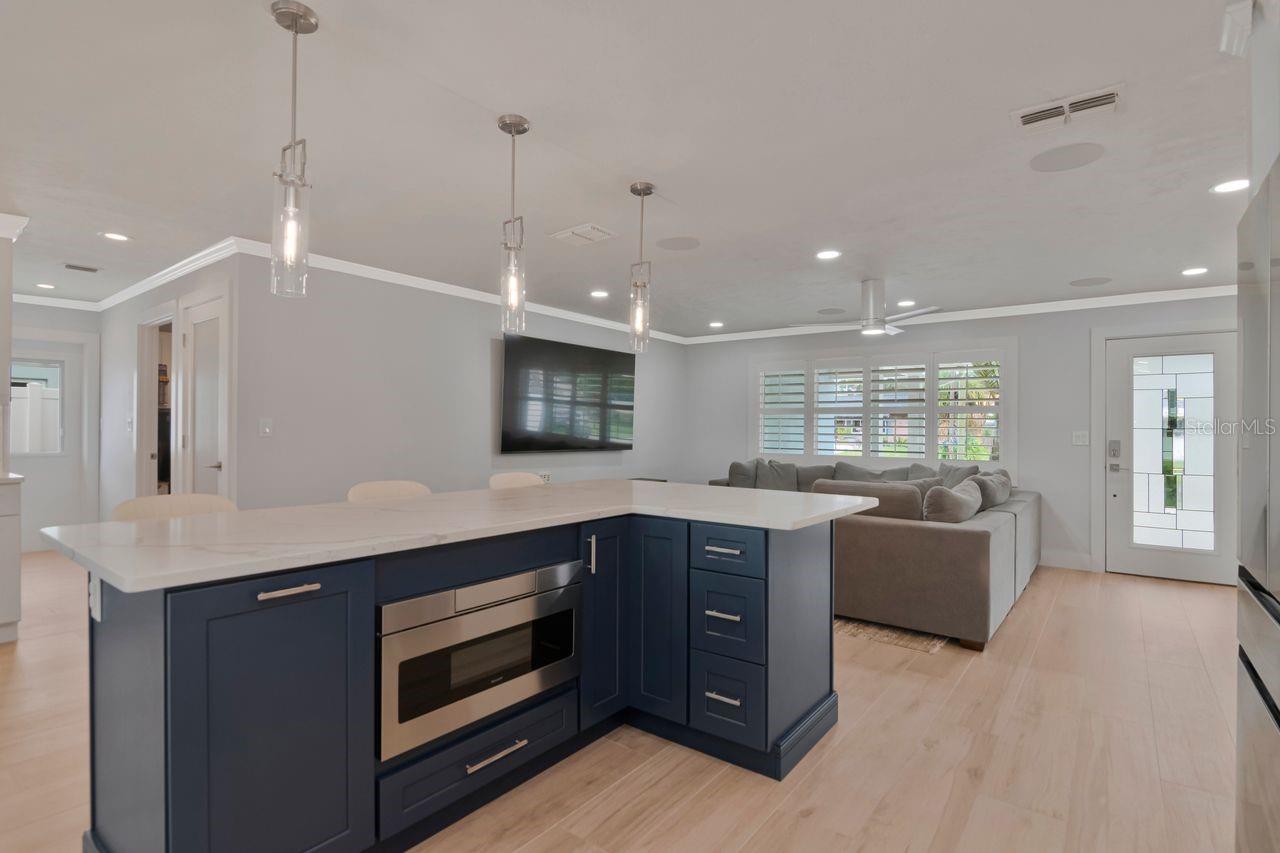 312 WESTWINDS DR — photo 14